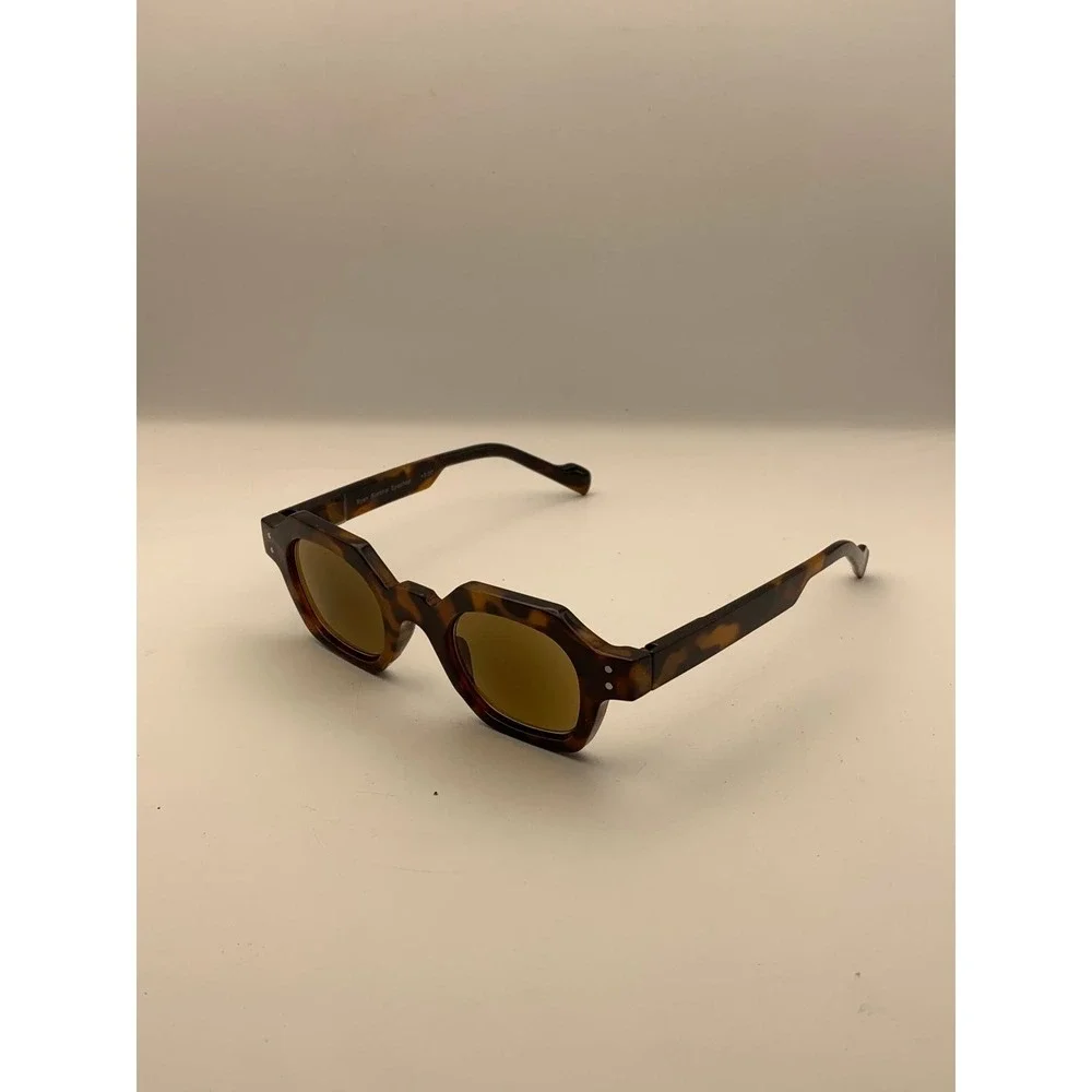 Ryan Simkhai Eyeshop Reading Glasses +3.00 Tortoise Frame R-3022 C3